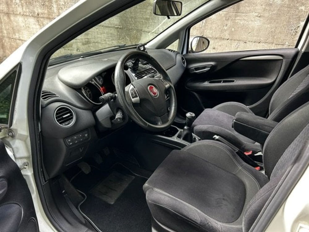 Fiat Punto usata a Vercelli (13)