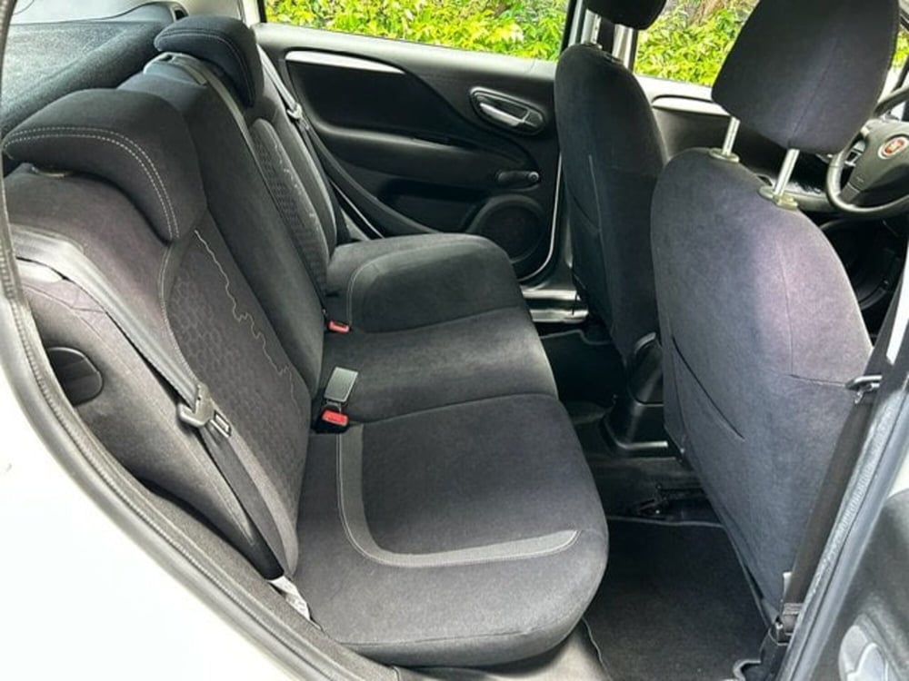 Fiat Punto usata a Vercelli (15)