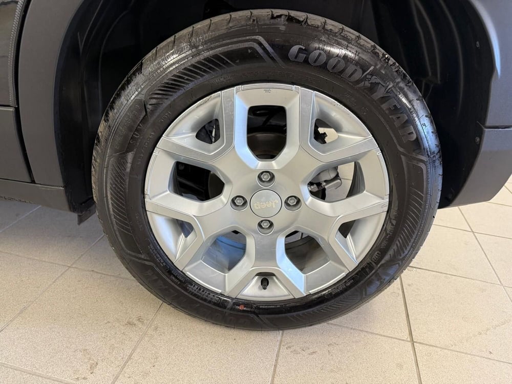 Jeep Avenger usata a Arezzo (16)