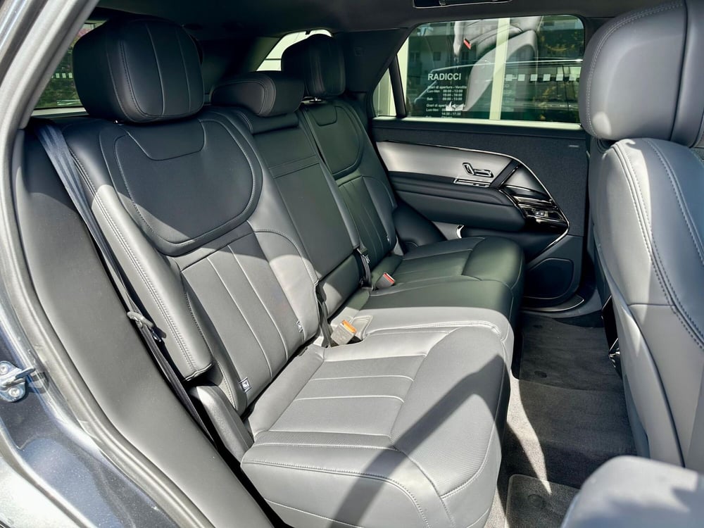 Land Rover Range Rover Sport usata a Bari (5)