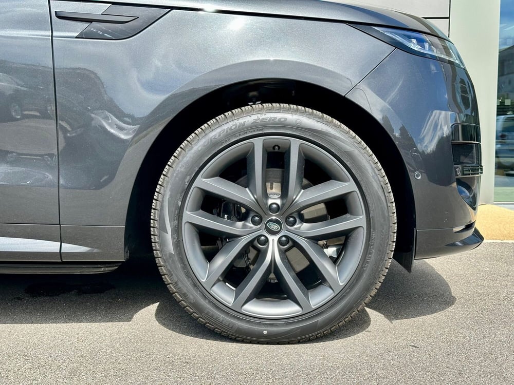 Land Rover Range Rover Sport usata a Bari (9)