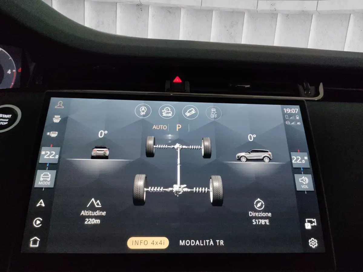 Land Rover Range Rover Evoque usata a Milano (15)