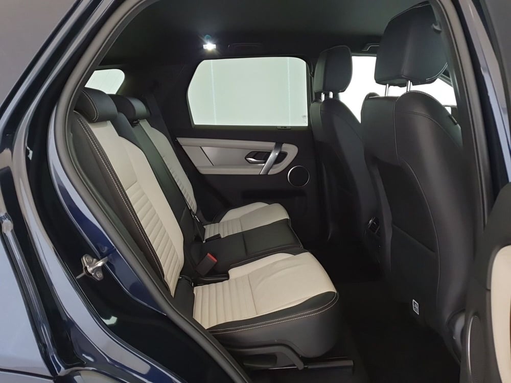 Land Rover Discovery Sport usata a Monza e Brianza (5)