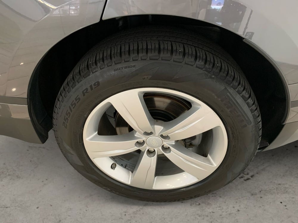 Land Rover Range Rover Velar usata a Firenze (9)