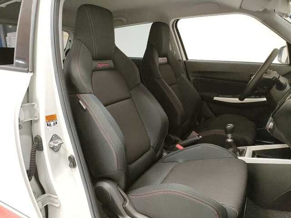 Suzuki Swift nuova a Teramo (15)