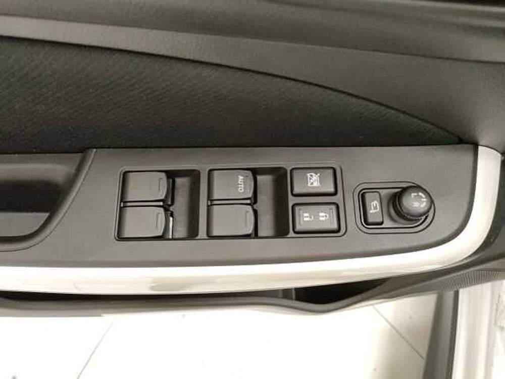 Suzuki Swift nuova a Teramo (20)