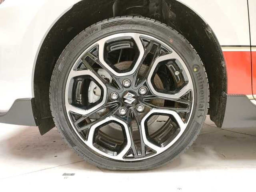 Suzuki Swift nuova a Teramo (7)