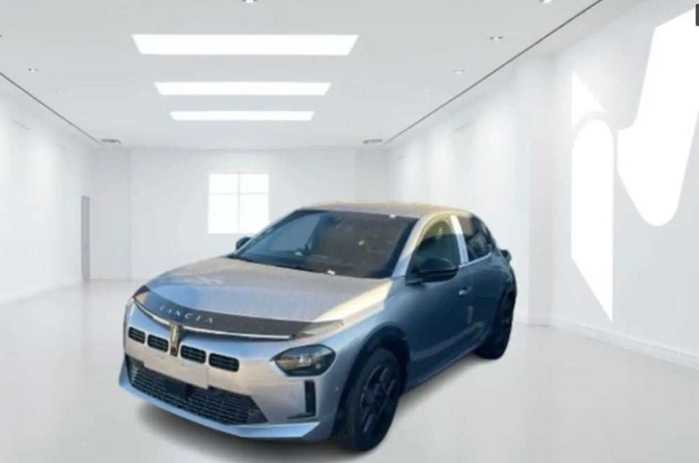 Lancia Ypsilon nuova a Latina (3)