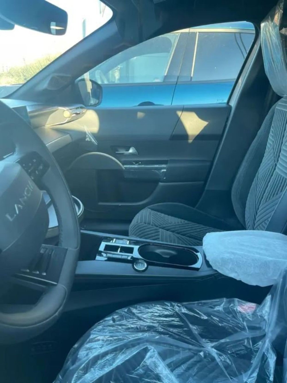 Lancia Ypsilon nuova a Latina (6)