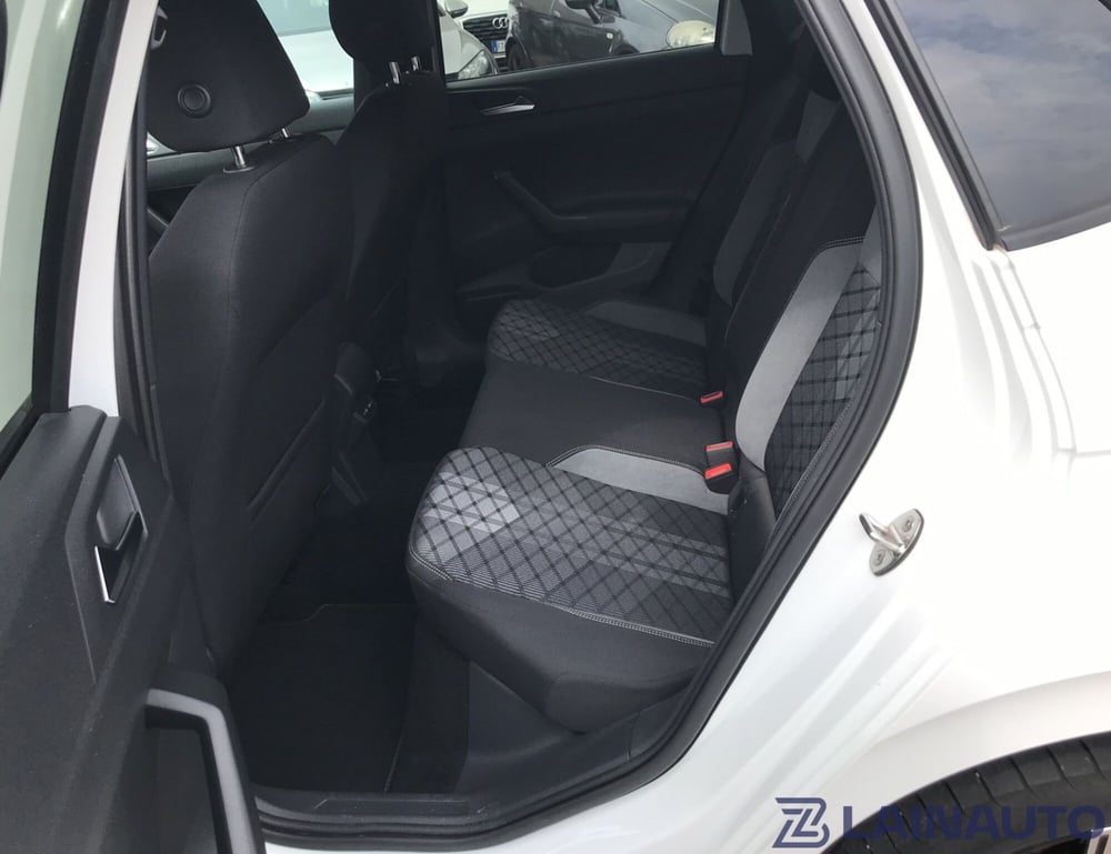 Volkswagen Polo usata a Milano (15)