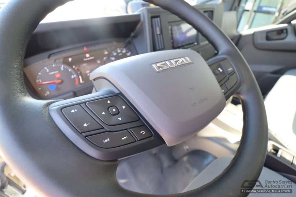 Isuzu M21 Cabinato nuova a Bologna (10)