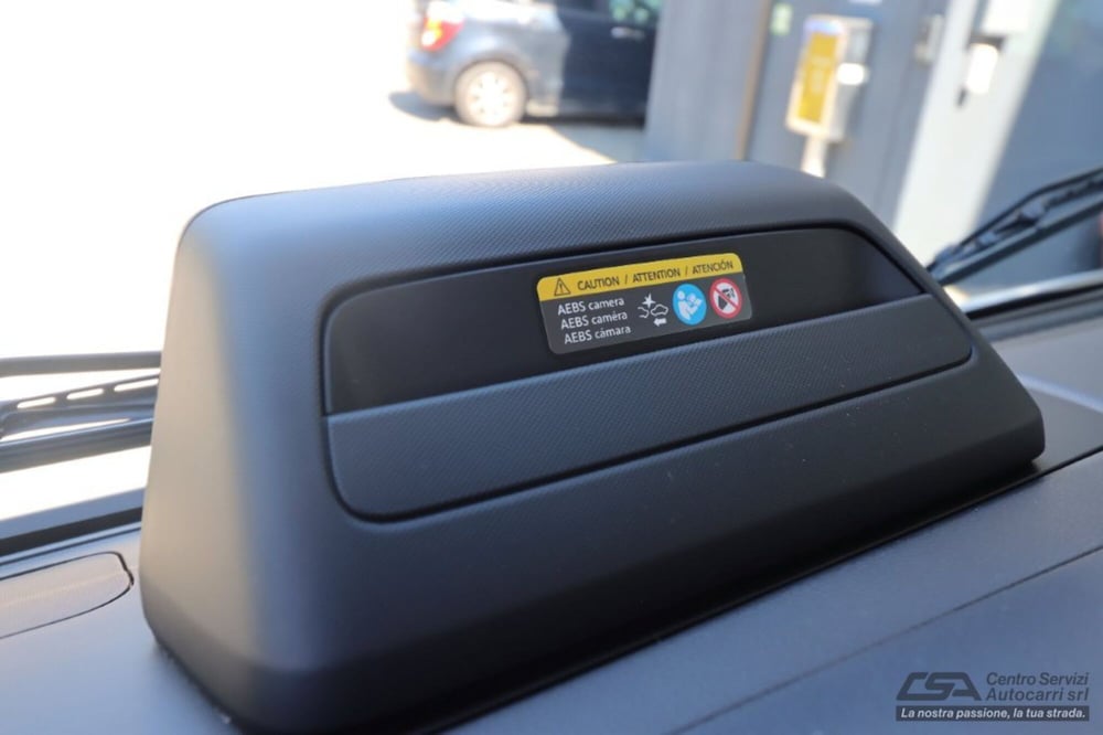 Isuzu M21 Cabinato nuova a Bologna (15)