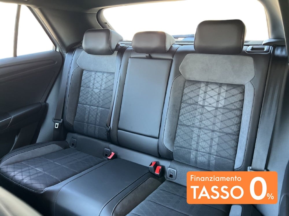 Volkswagen T-Roc nuova a Grosseto (12)