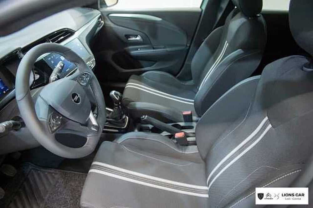 Opel Corsa nuova a Lodi (10)