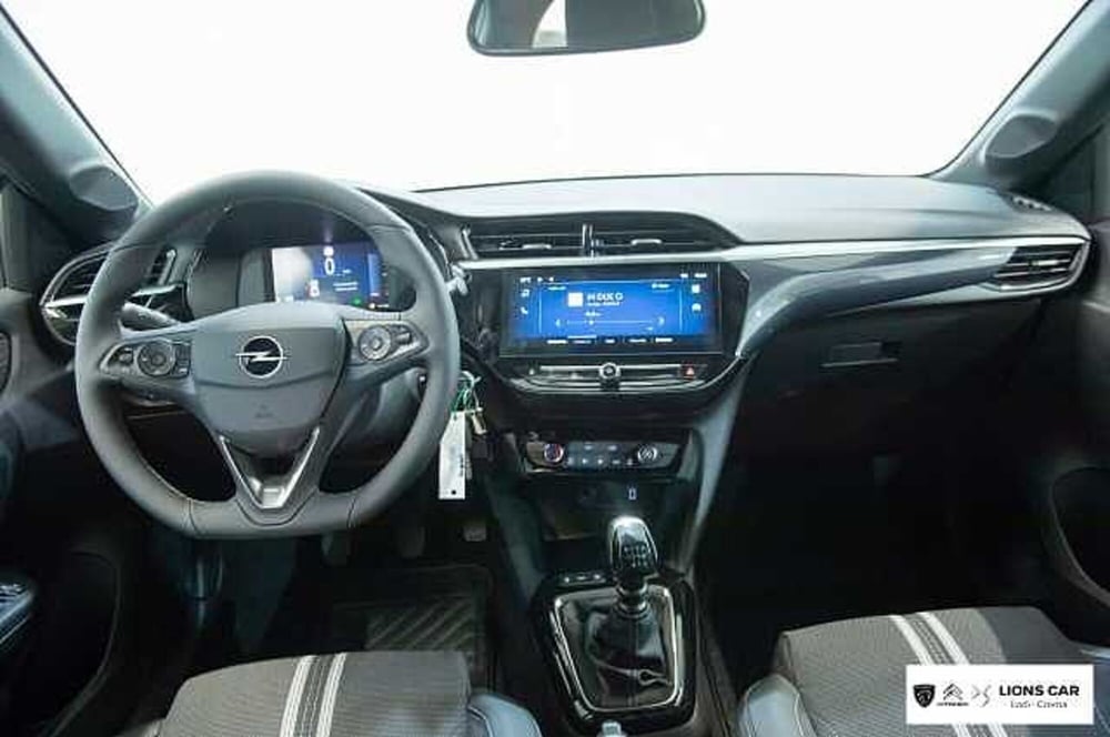 Opel Corsa nuova a Lodi (12)