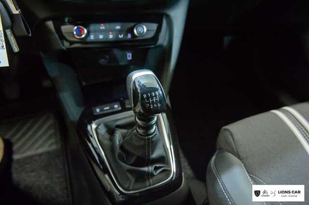 Opel Corsa nuova a Lodi (20)