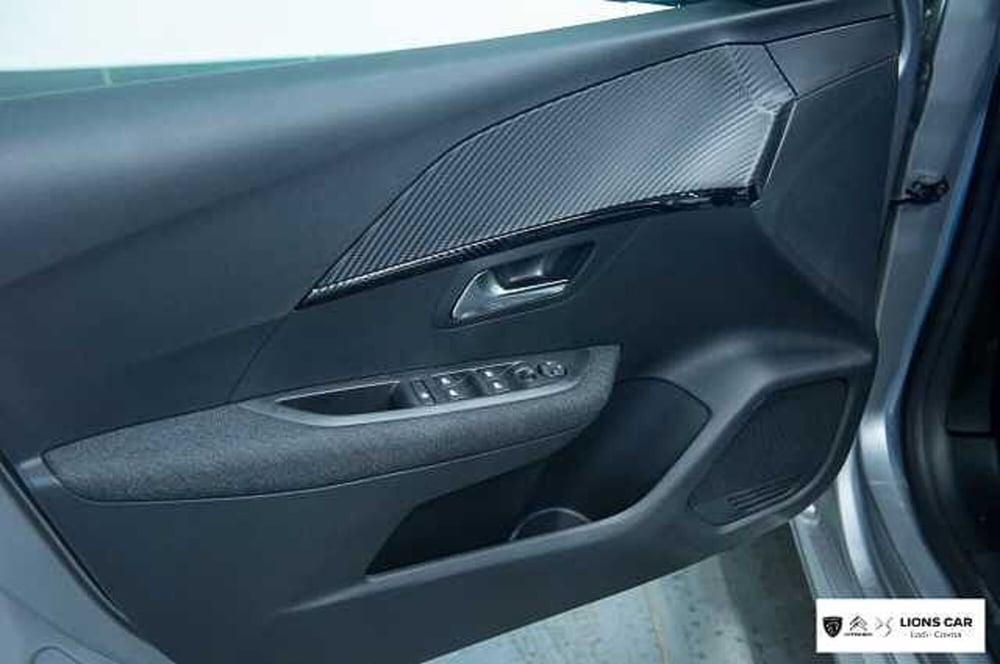 Peugeot 208 nuova a Lodi (10)