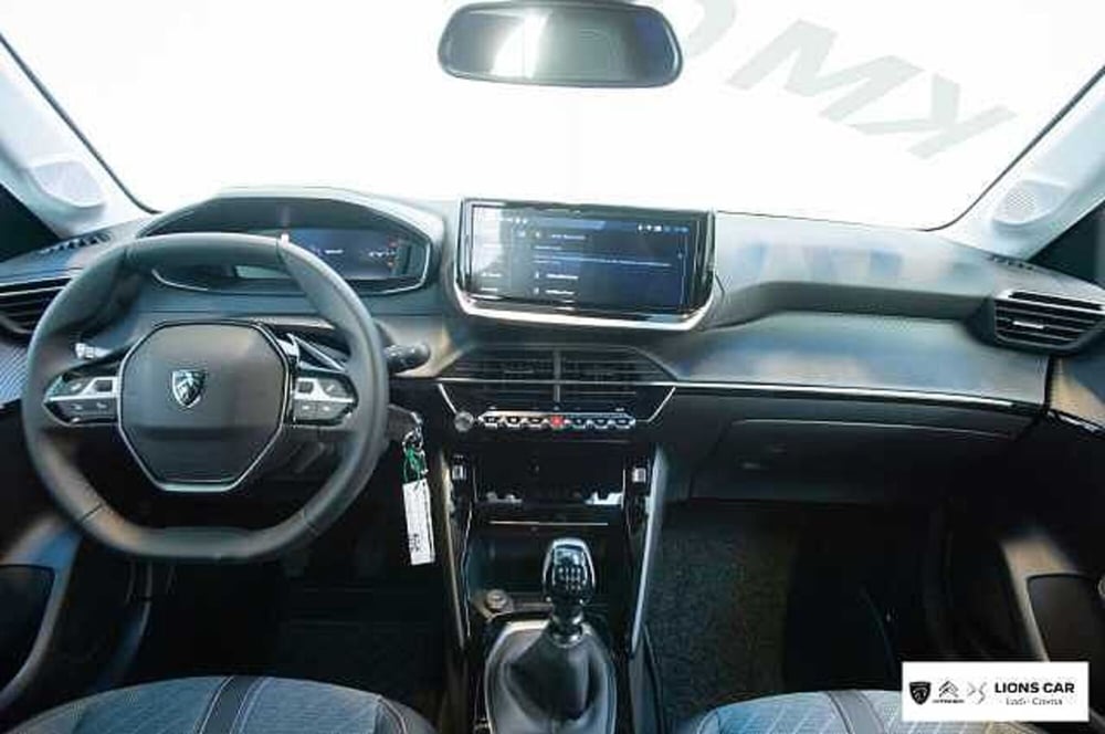 Peugeot 208 nuova a Lodi (12)