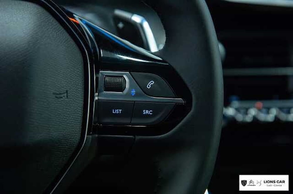 Peugeot 208 nuova a Lodi (15)