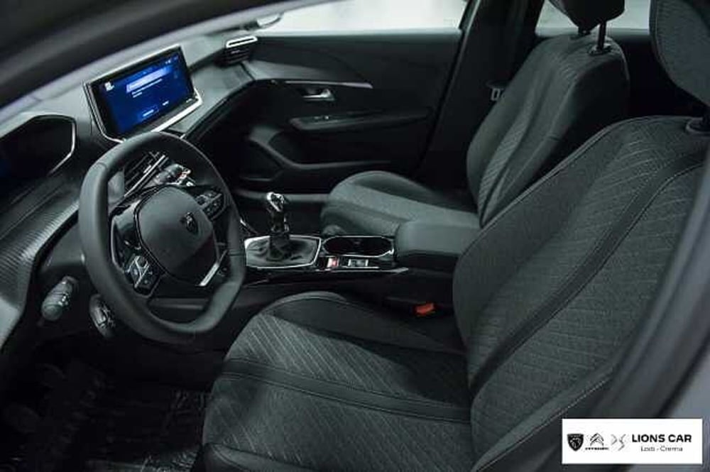 Peugeot 208 nuova a Lodi (10)