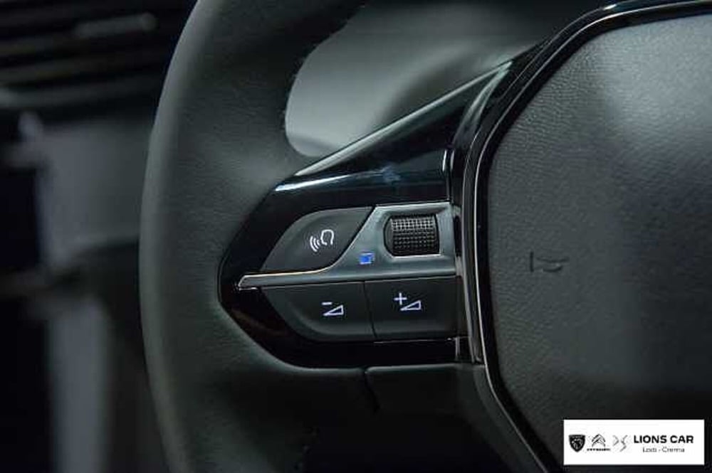 Peugeot 208 nuova a Lodi (14)