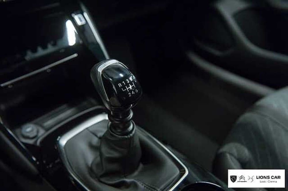 Peugeot 208 nuova a Lodi (20)