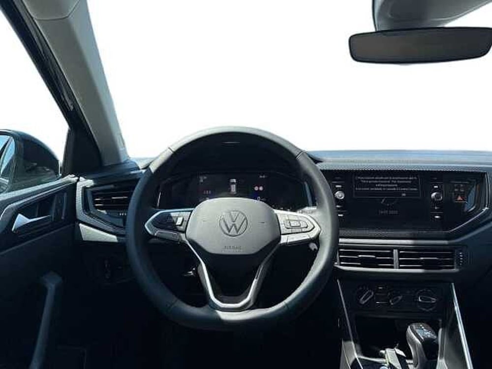 Volkswagen Taigo nuova a Napoli (16)