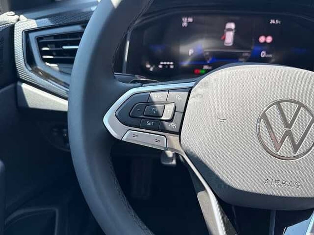 Volkswagen Taigo nuova a Napoli (17)
