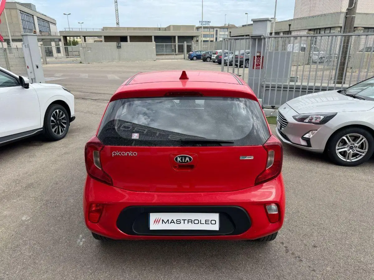 Kia Picanto usata a Lecce (9)