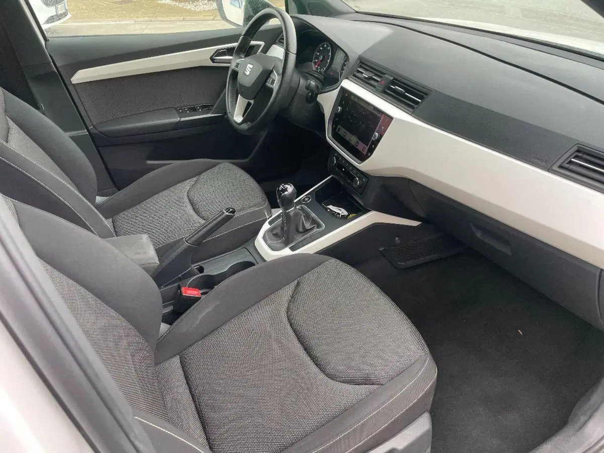 SEAT Arona usata a Lecce (14)
