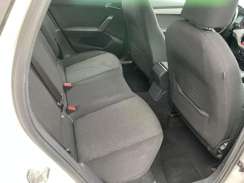 SEAT Arona usata a Lecce (17)