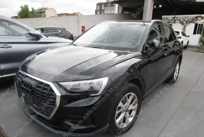 Audi Q3 35 TDI quattro S tronic Business del 2021 usata a Tricase