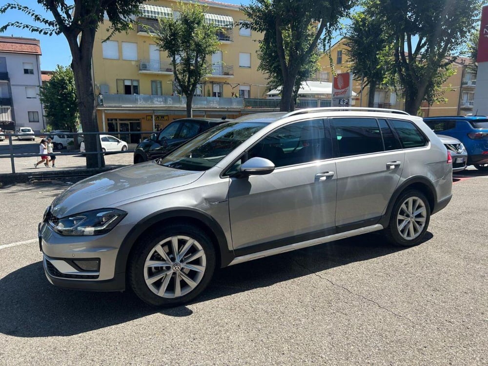Volkswagen Golf Variant usata a Reggio Emilia (8)
