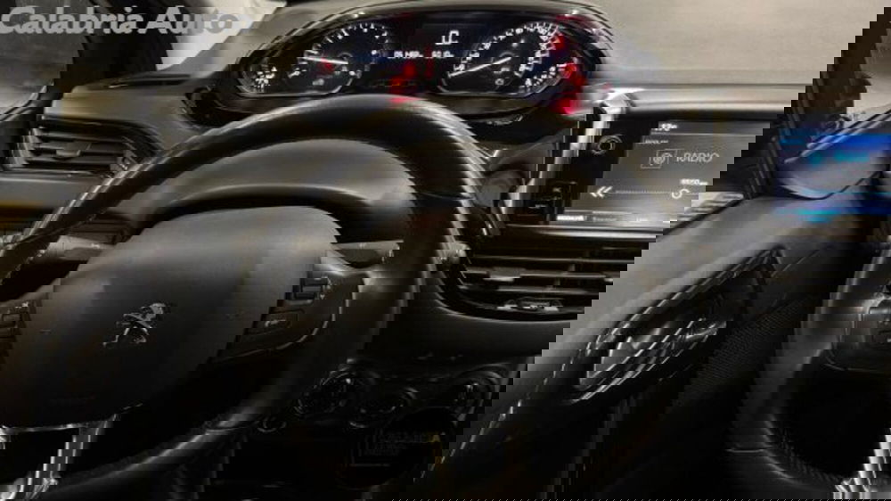 Peugeot 208 usata a Reggio Calabria (9)