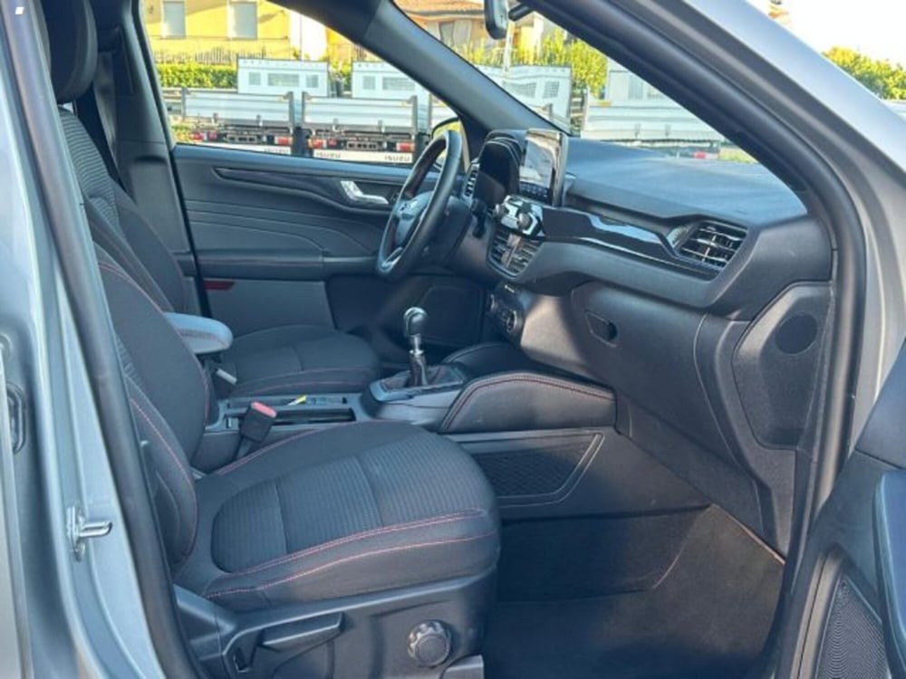 Ford Kuga usata a Lucca (16)