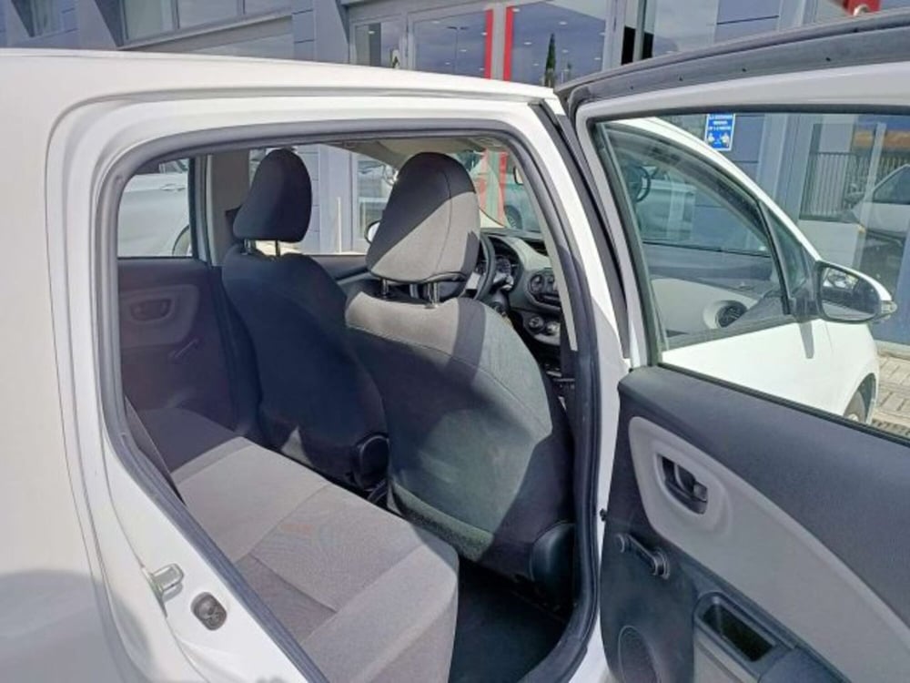Toyota Yaris usata a Firenze (17)