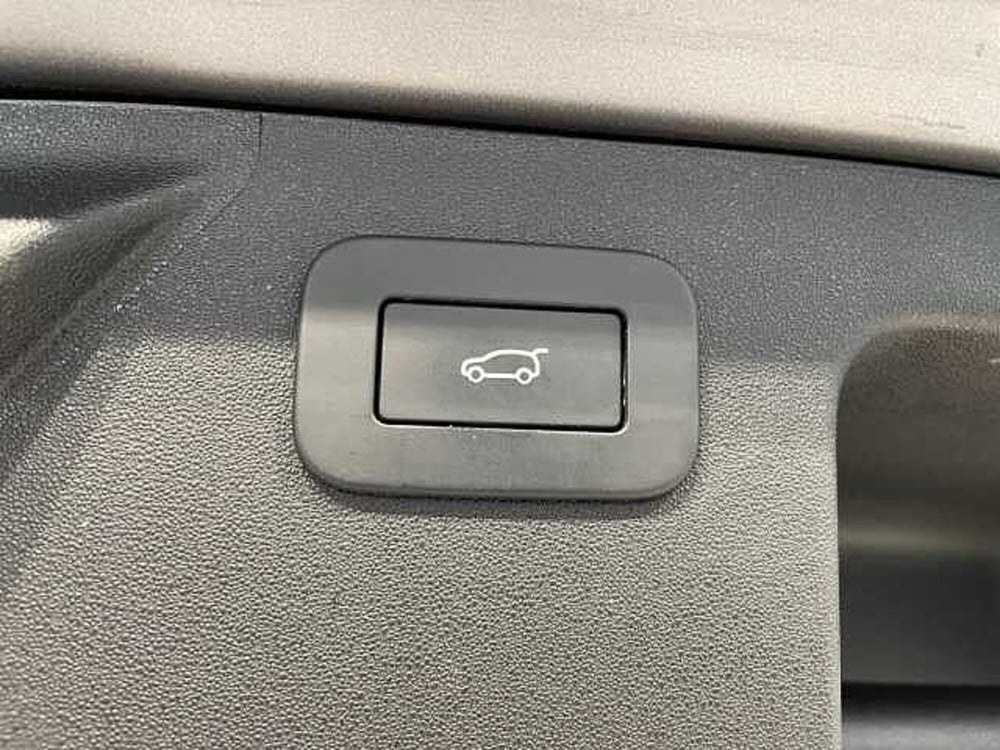 Land Rover Discovery Sport usata a Ravenna (12)