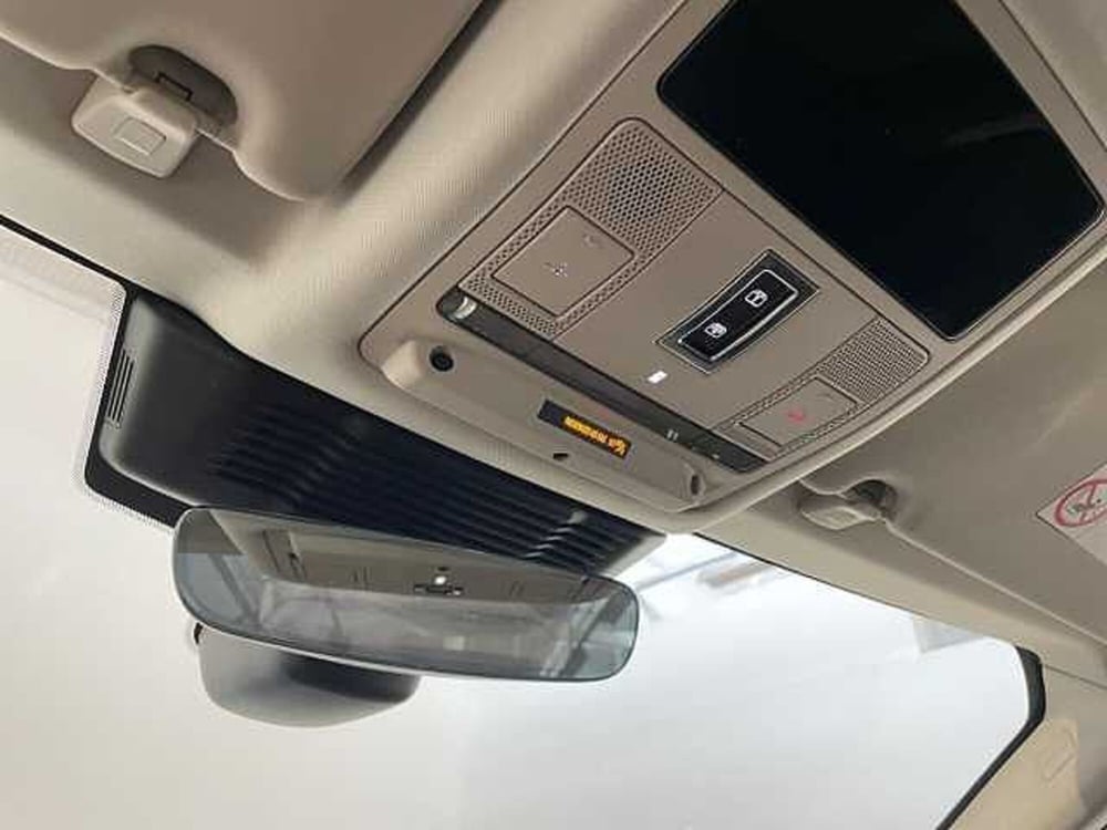Land Rover Discovery Sport usata a Ravenna (16)