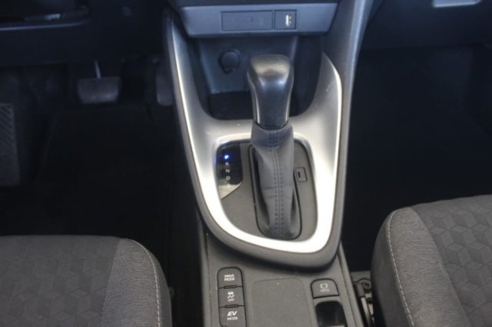 Toyota Yaris Cross usata a Roma (16)
