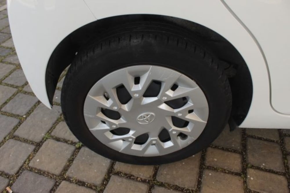 Toyota Aygo usata a Roma (15)