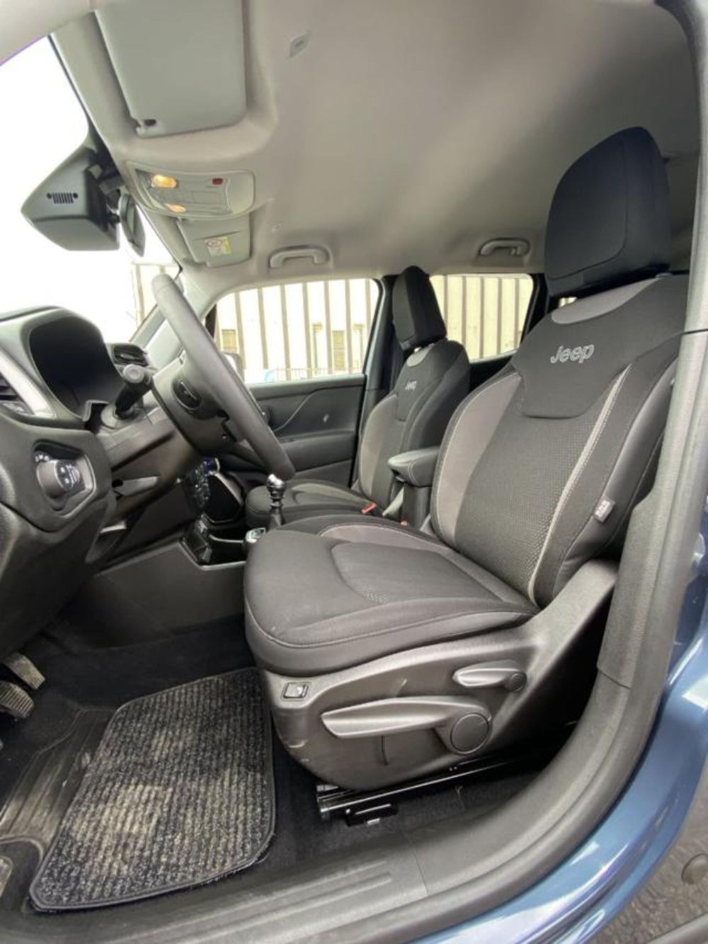 Jeep Renegade usata a Firenze (11)