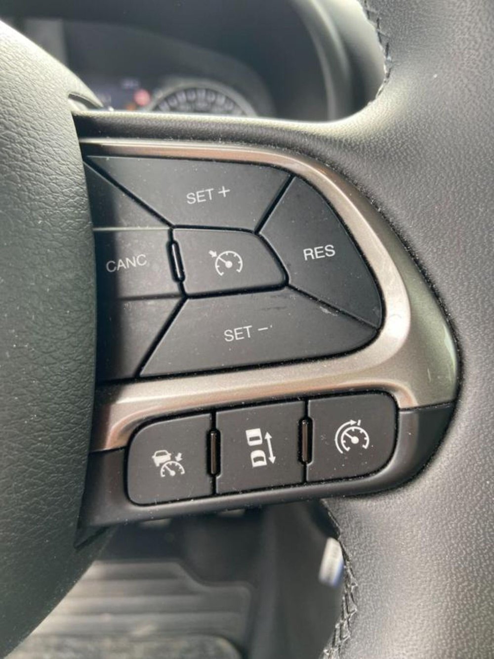Jeep Renegade usata a Firenze (19)