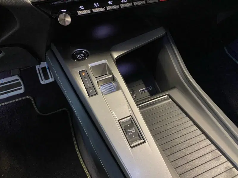 Peugeot 308 SW nuova a Torino (11)