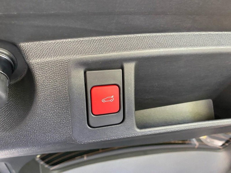 Peugeot 308 SW nuova a Torino (13)