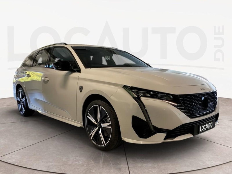 Peugeot 308 SW nuova a Torino (3)