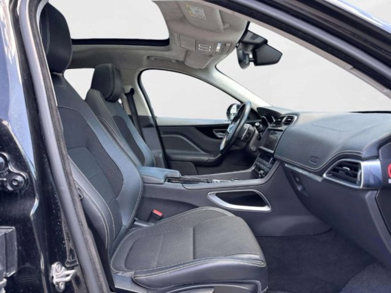 Jaguar F-Pace usata a Siena (3)