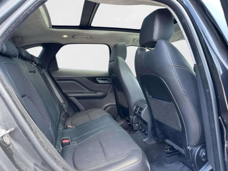 Jaguar F-Pace usata a Siena (5)