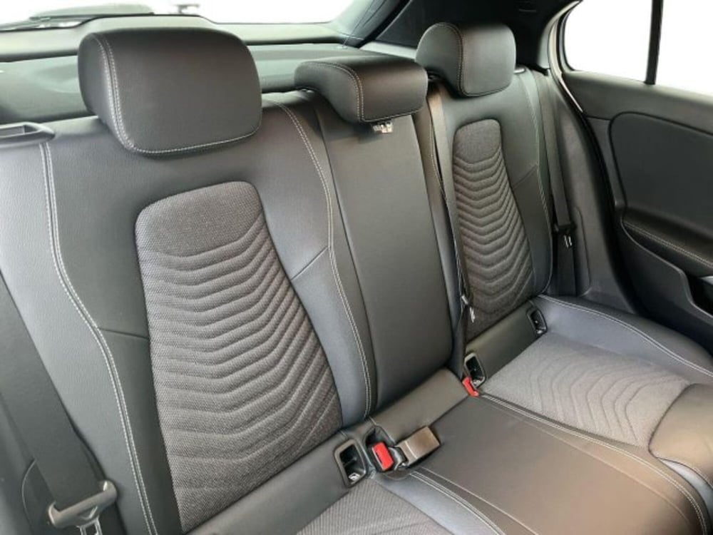 Mercedes-Benz Classe A Sedan usata a Verona (17)