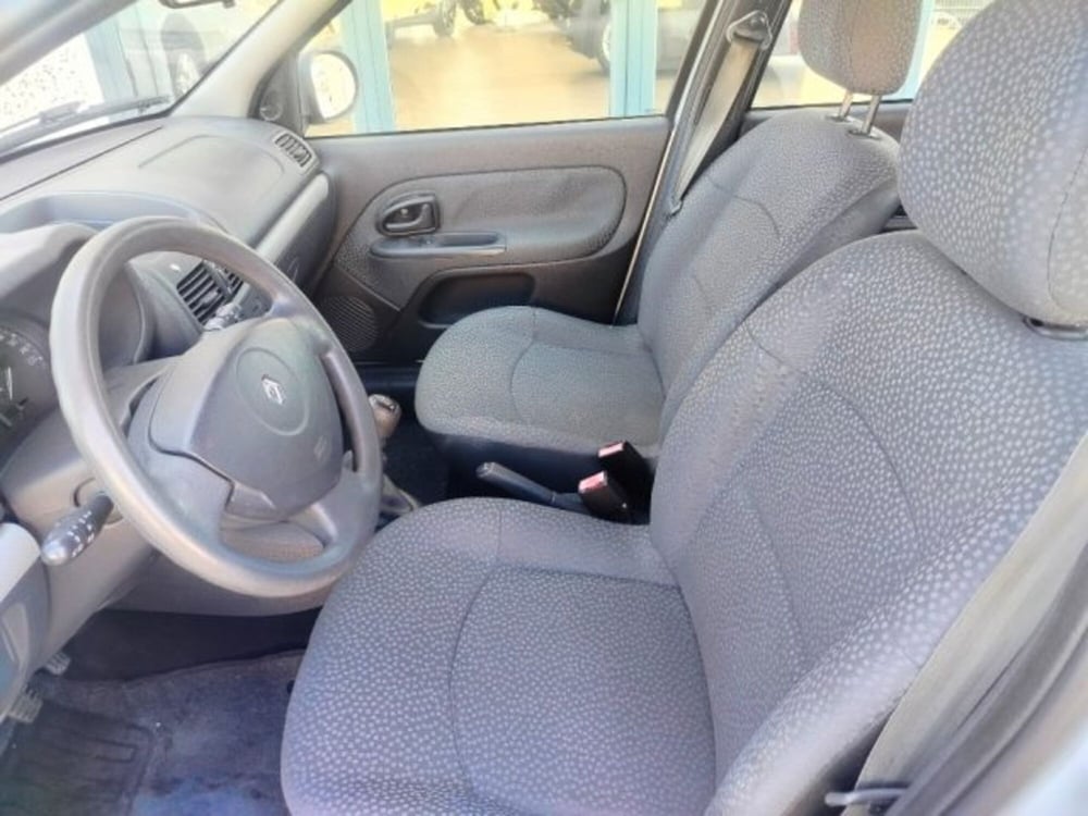 Renault Clio usata a Oristano (10)