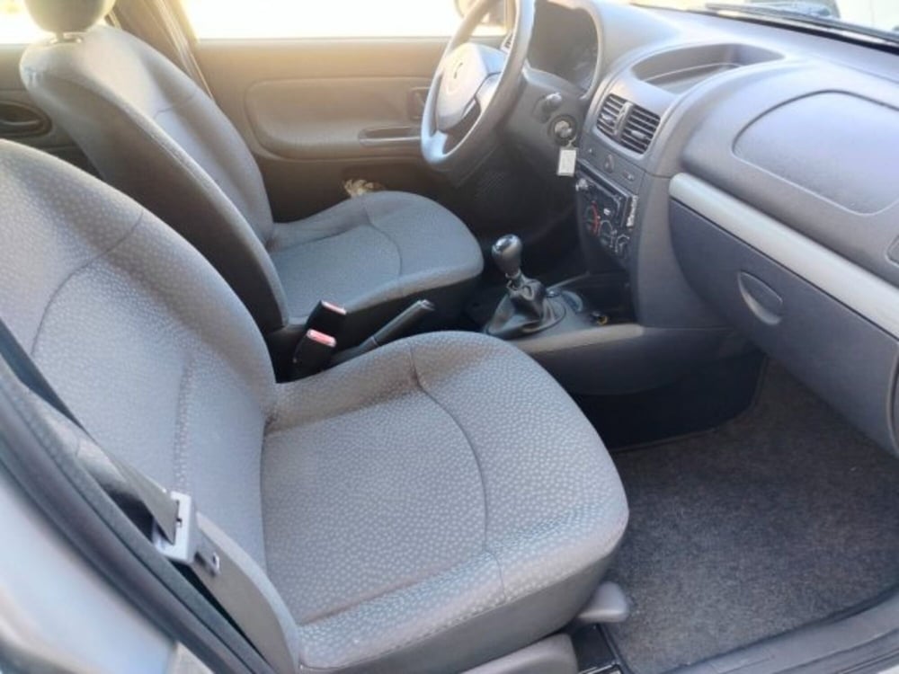 Renault Clio usata a Oristano (11)